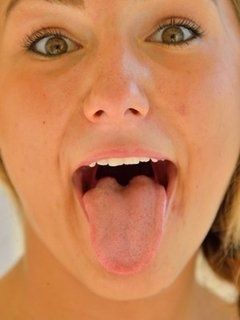 Facial tongue