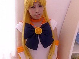 Sailor venus cosplay