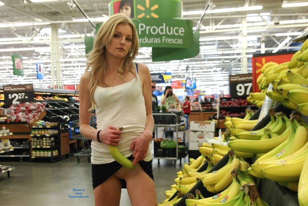 Walmart public nudity
