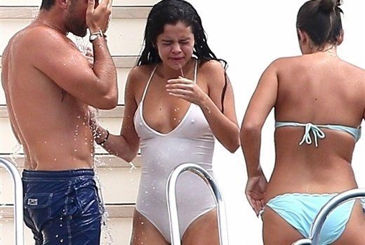 King o. A. reccomend Selena gomez naked in thong gets fucked