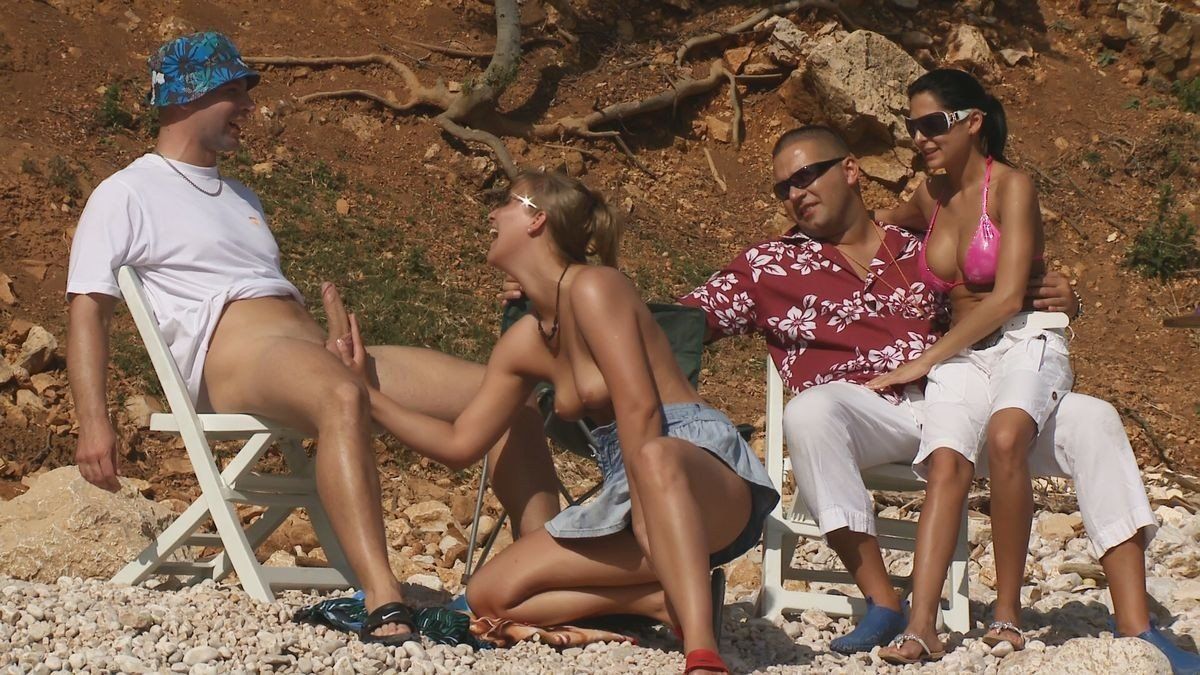 wifes twerking handjob penis on beach free pics and video