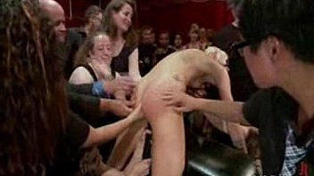 Sexshop blowjob with audience - Naked photo