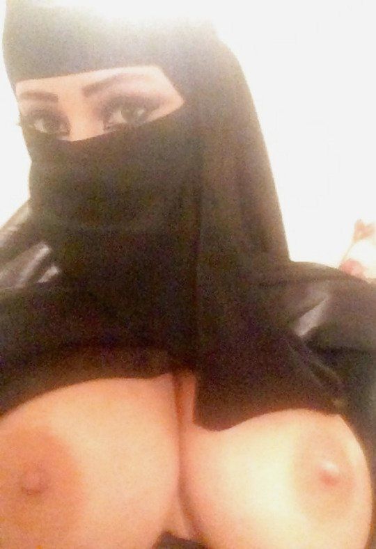 Zorro recomended arab selfie