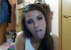 Teen Slut Sat On Tongue